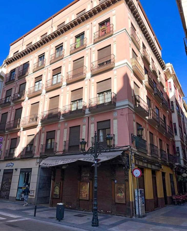 Az The Old Town Hostel - Coliving Zaragoza Exteriér fotografie